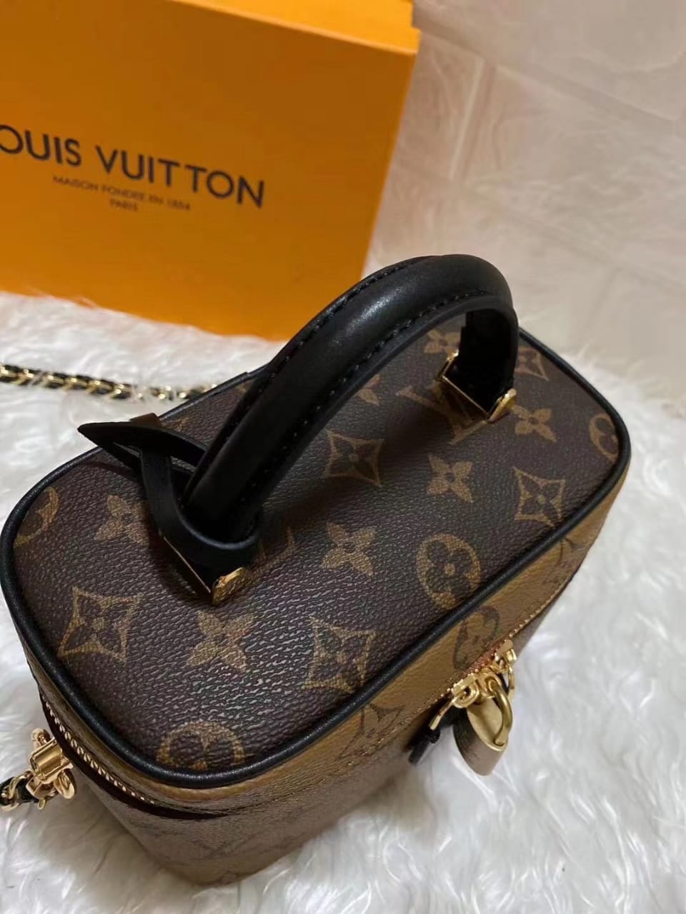 Louis Vuitton Vanity PM Monogram And Monogram Reverse Canvas By Nicolas Ghesquiere For Women,  Shoulder And Crossbody Bags 7.5in/19cm Louis Vuitton M42264
