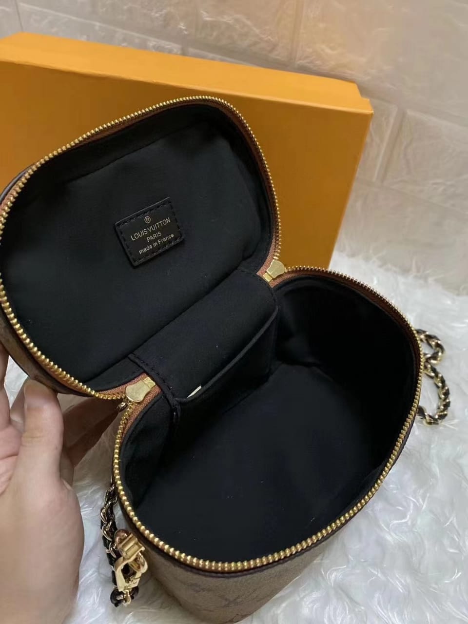 Louis Vuitton Vanity PM Monogram And Monogram Reverse Canvas By Nicolas Ghesquiere For Women,  Shoulder And Crossbody Bags 7.5in/19cm Louis Vuitton M42264