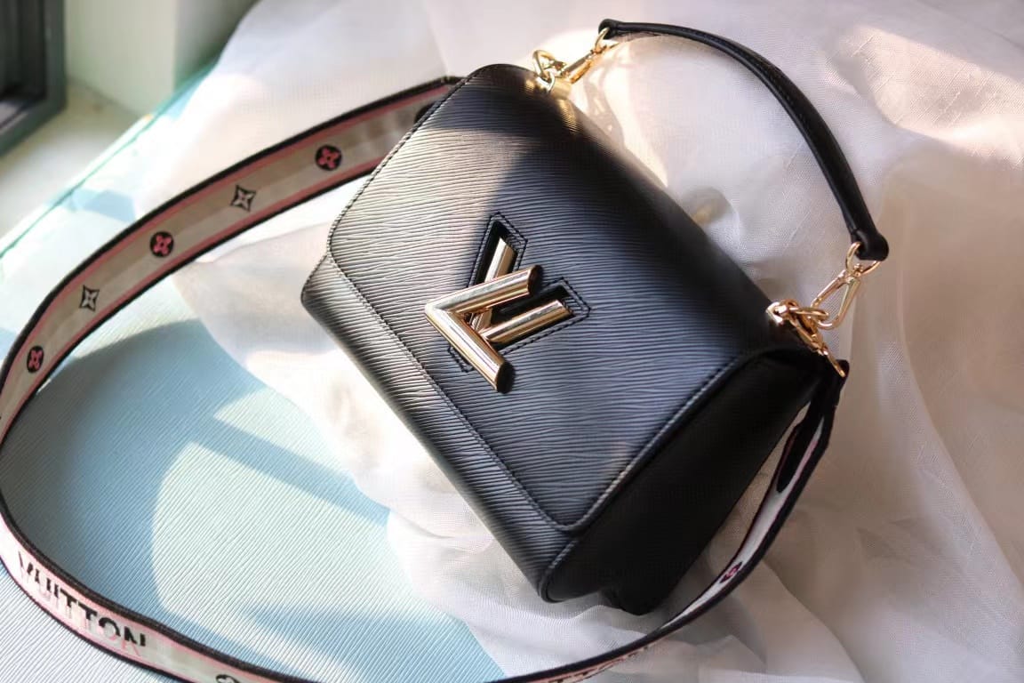 Louis Vuitton Twist MM Monogram Blossoms Black For Women,  Shoulder And Crossbody Bags 9.1in/23cm Louis Vuitton M57505