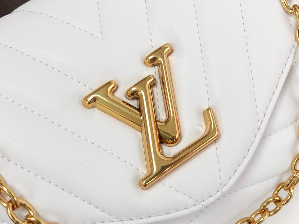 Louis Vuitton New Wave Chain Bag White For Women,  Shoulder And Crossbody Bags 9.4in/24cm Louis Vuitton M58549