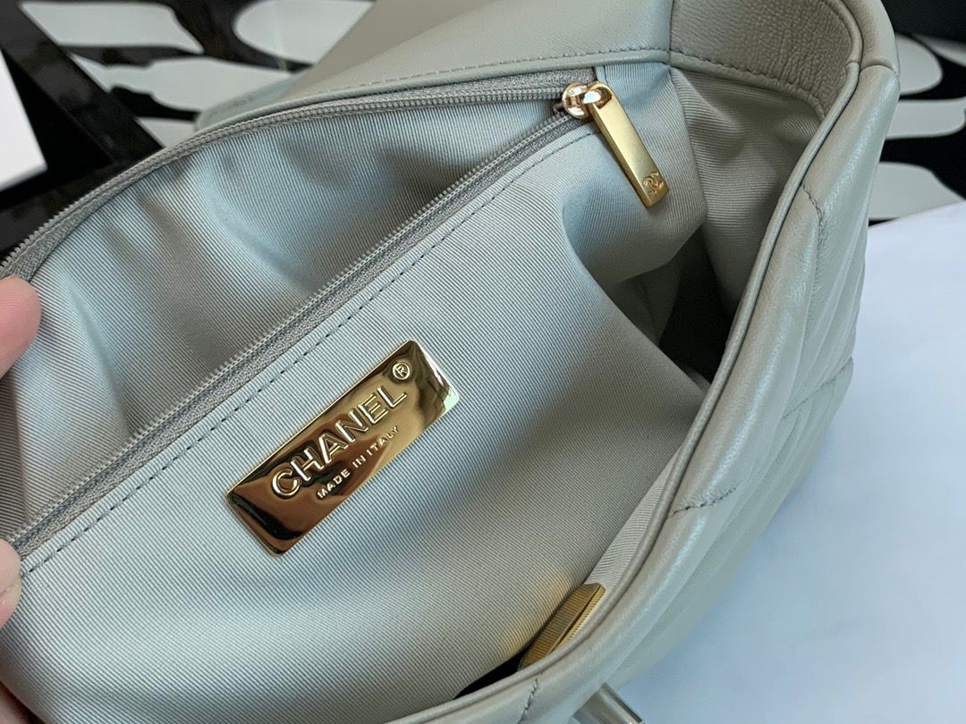 Chanel Classic GlamIap Bag Grey For Women 10.2in/26cm