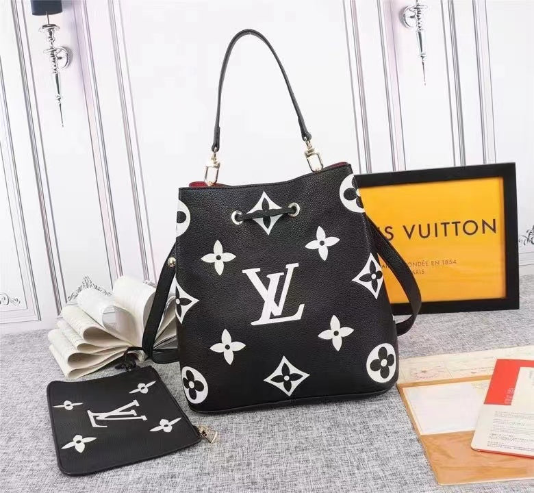 Louis Vuitton NeoNoe MM Bucket Bag Monogram Flowers Black/White For Women,  Shoulder And Crossbody Bags 10.2in/26cm Louis Vuitton M45497