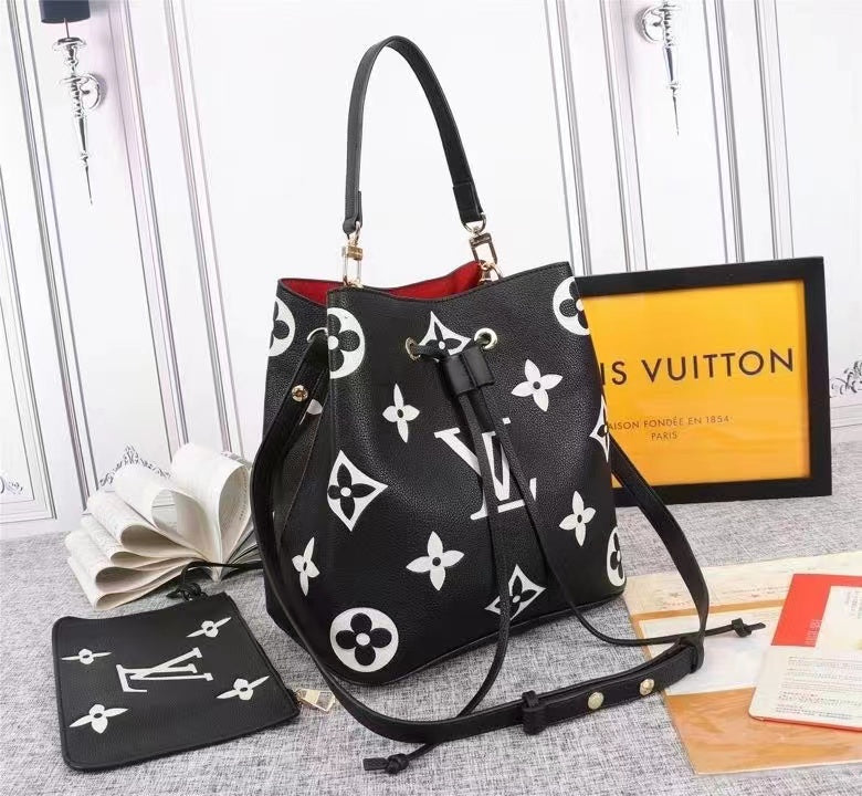 Louis Vuitton NeoNoe MM Bucket Bag Monogram Flowers Black/White For Women,  Shoulder And Crossbody Bags 10.2in/26cm Louis Vuitton M45497