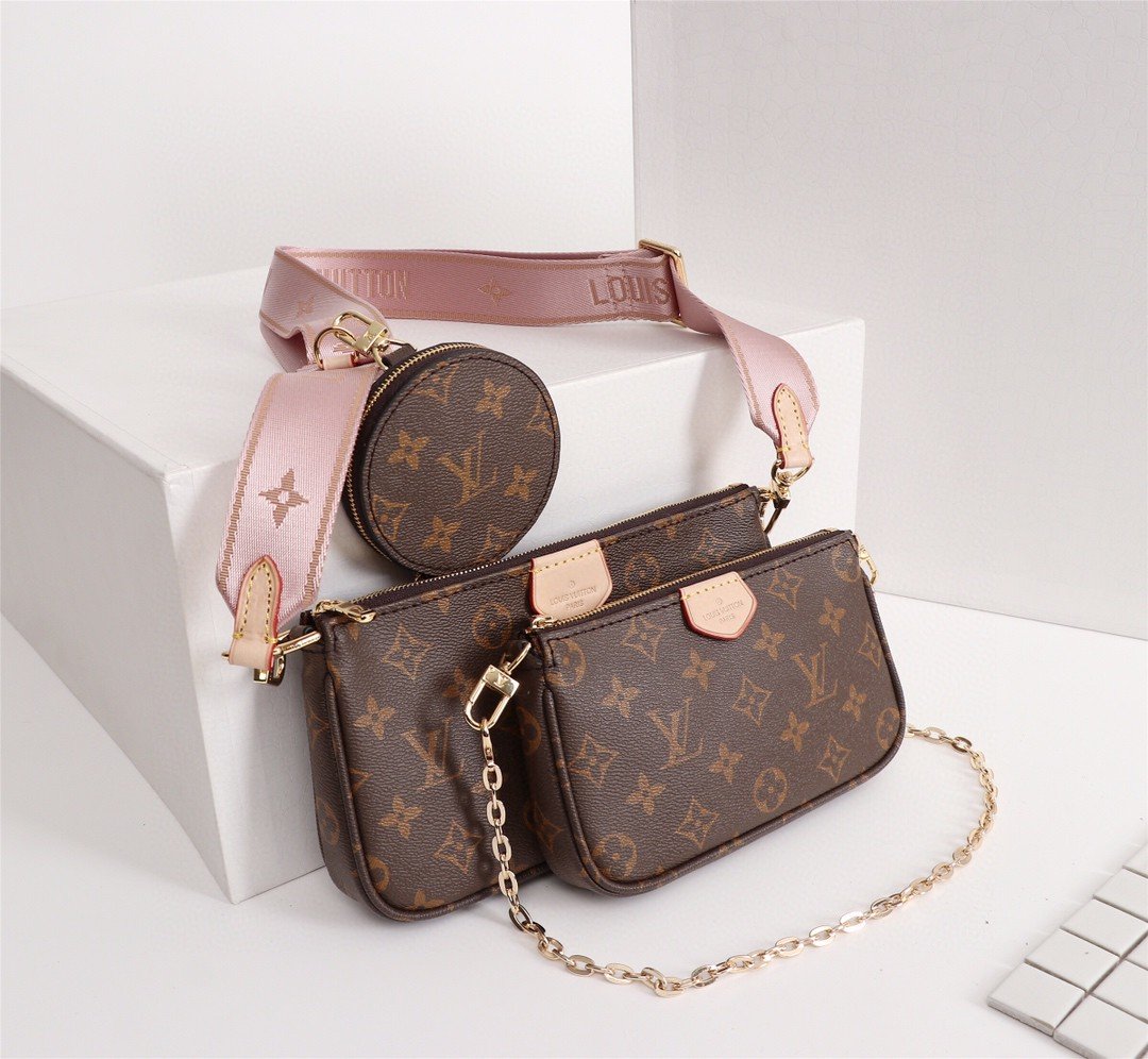 Louis Vuitton Multi Pochette AcGLAMIssoires Monogram Canvas Pink For Women,  Shoulder And Crossbody Bags 9.4in/24cm Louis Vuitton M44840