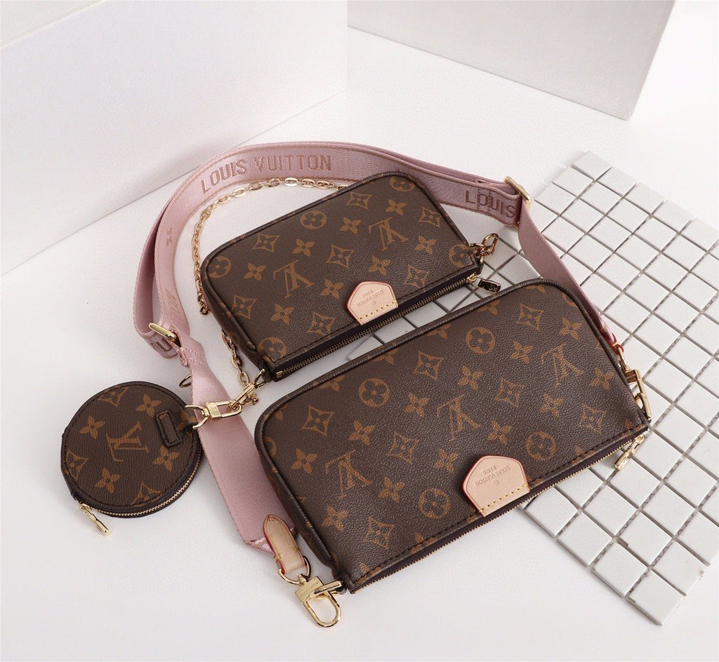 Louis Vuitton Multi Pochette AcGLAMIssoires Monogram Canvas Pink For Women,  Shoulder And Crossbody Bags 9.4in/24cm Louis Vuitton M44840