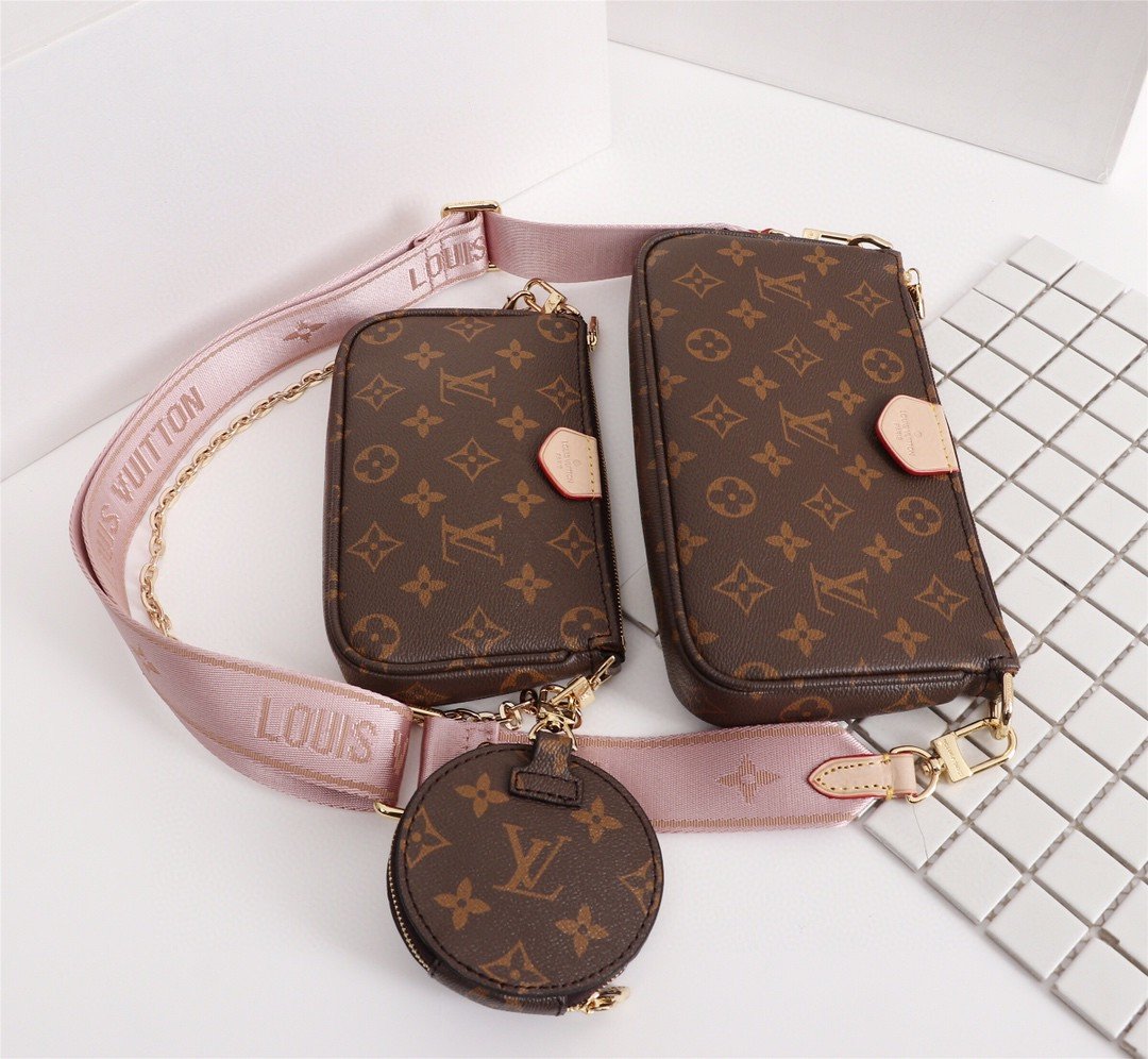 Louis Vuitton Multi Pochette AcGLAMIssoires Monogram Canvas Pink For Women,  Shoulder And Crossbody Bags 9.4in/24cm Louis Vuitton M44840