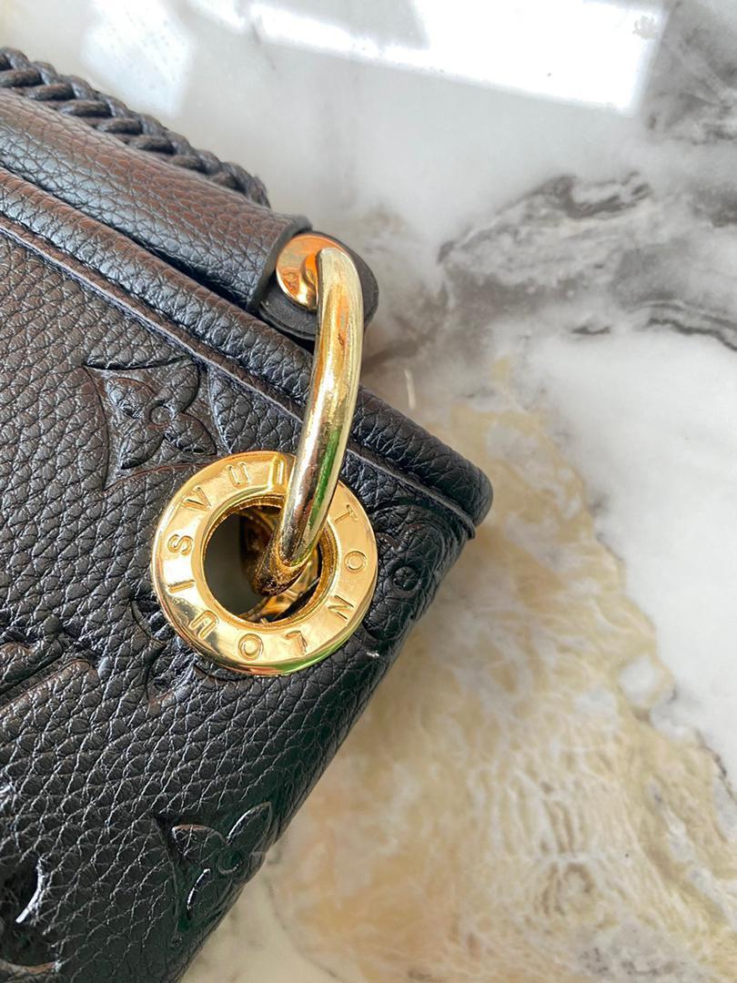 Louis Vuitton Artsy MM Monogram Empreinte Black For Women,  Shoulder Bags 16.1in/41cm Louis Vuitton M41066