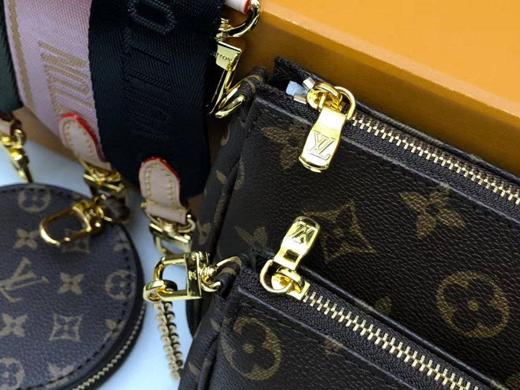 Louis Vuitton Multi Pochette AcGLAMIssoires Monogram Canvas Khaki For Women,  Shoulder And Crossbody Bags 9.4in/24cm Louis Vuitton M44813