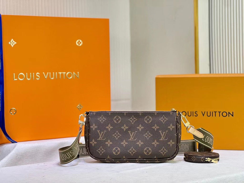 Louis Vuitton Multi Pochette AcGLAMIssoires Monogram Canvas Khaki For Women,  Shoulder And Crossbody Bags 9.4in/24cm Louis Vuitton M44813