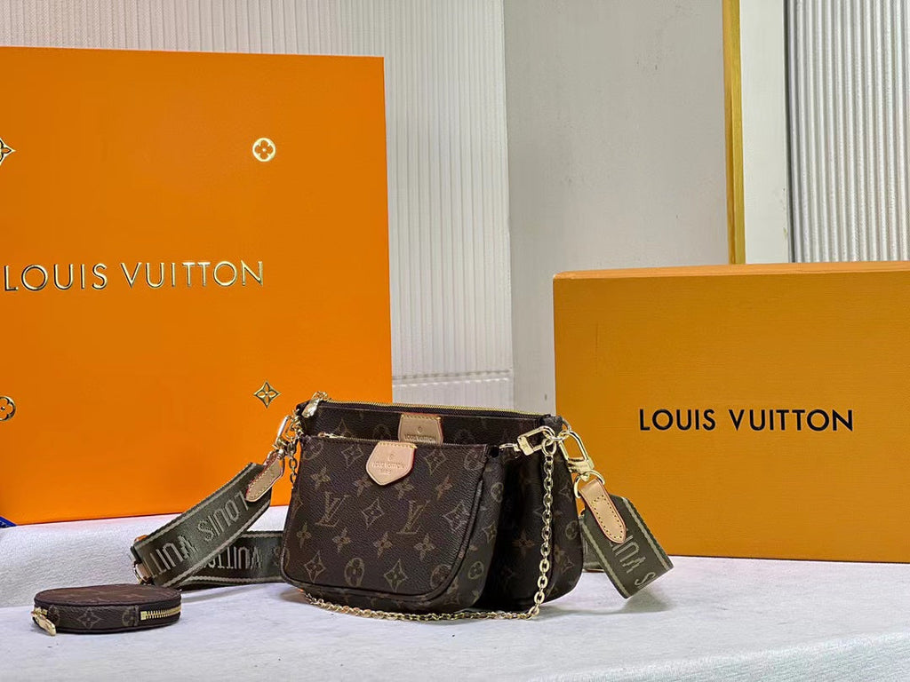 Louis Vuitton Multi Pochette AcGLAMIssoires Monogram Canvas Khaki For Women,  Shoulder And Crossbody Bags 9.4in/24cm Louis Vuitton M44813