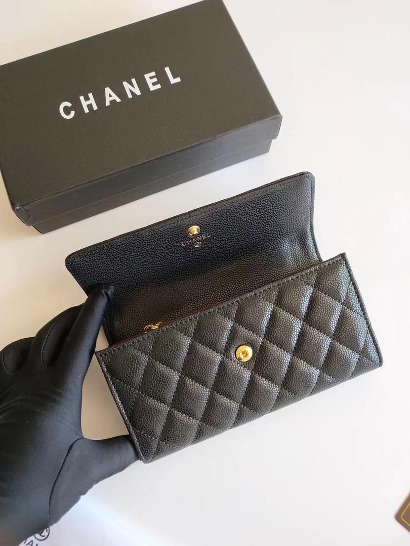 Chanel CHL 19 QUILTED BLACK LEATHER WALLET