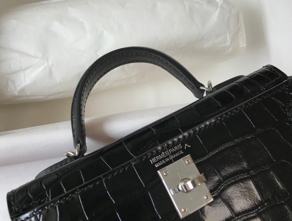 Mini Kelly 19 Black SiLouis Vuittoner Toned Hardware Bag For Women, Handbags, Shoulder Bags 7.5in/19cm