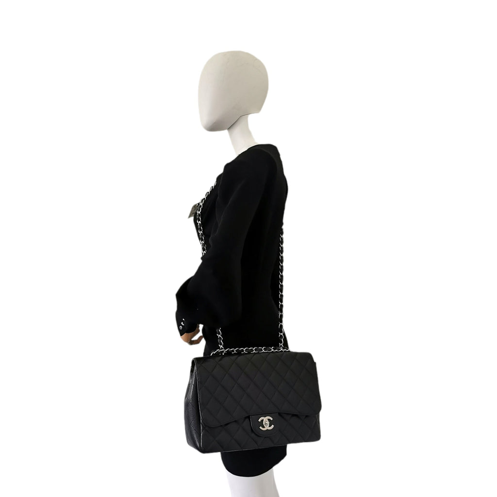 Chanel Classic Single Flap Black Caviar SiLouis Vuittoner