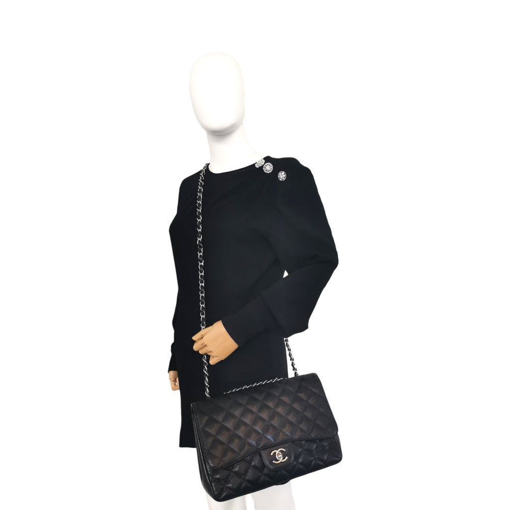 Chanel Classic Single Flap Jumbo Black Caviar SiLouis Vuittoner