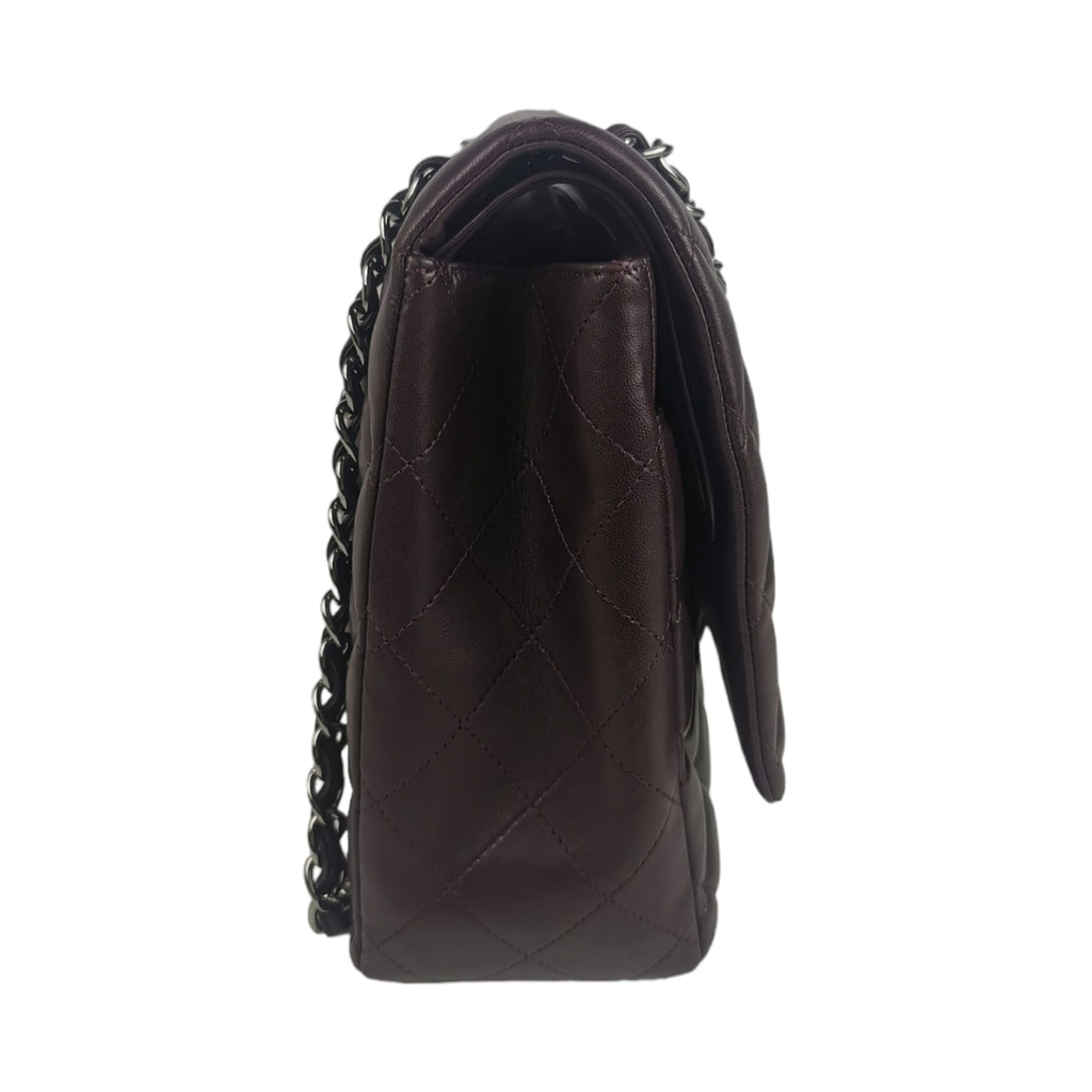 Chanel Classic Double Flap Maxi Purple Lambskin SiLouis Vuittoner