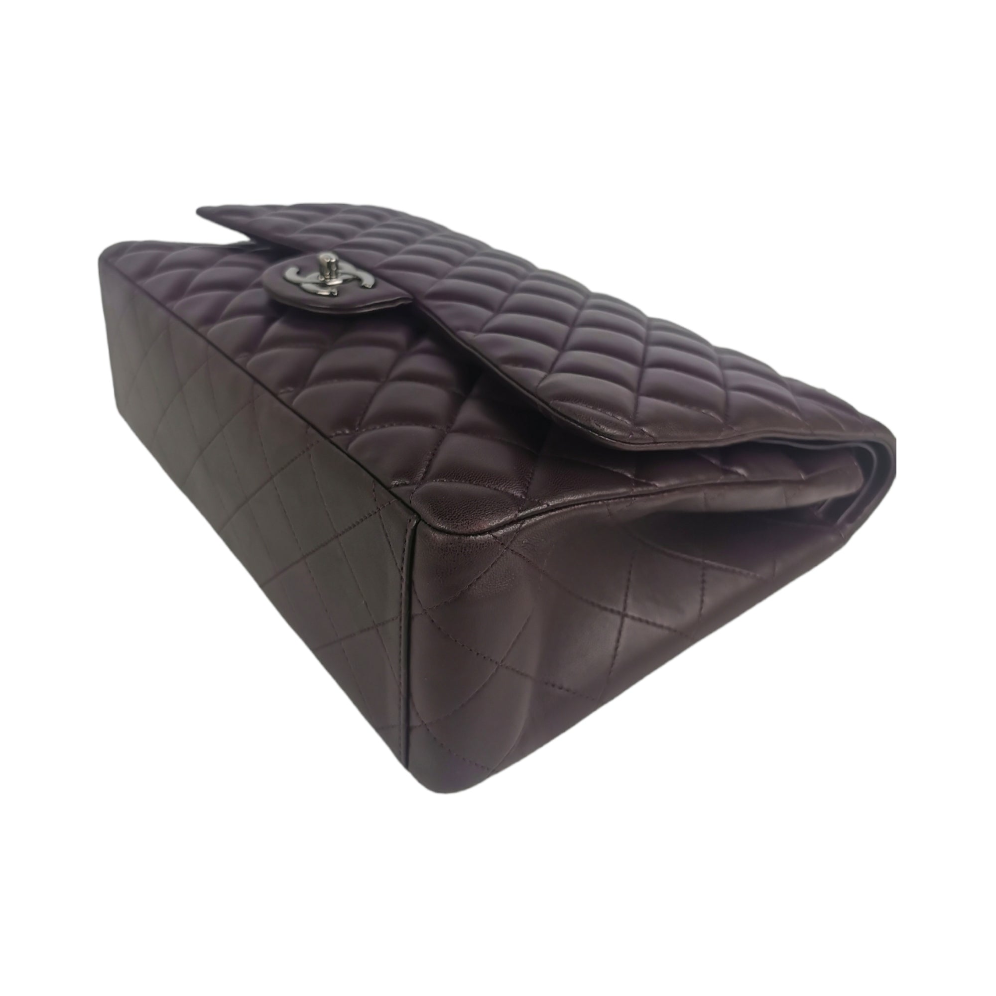 Chanel Classic Double Flap Maxi Purple Lambskin SiLouis Vuittoner