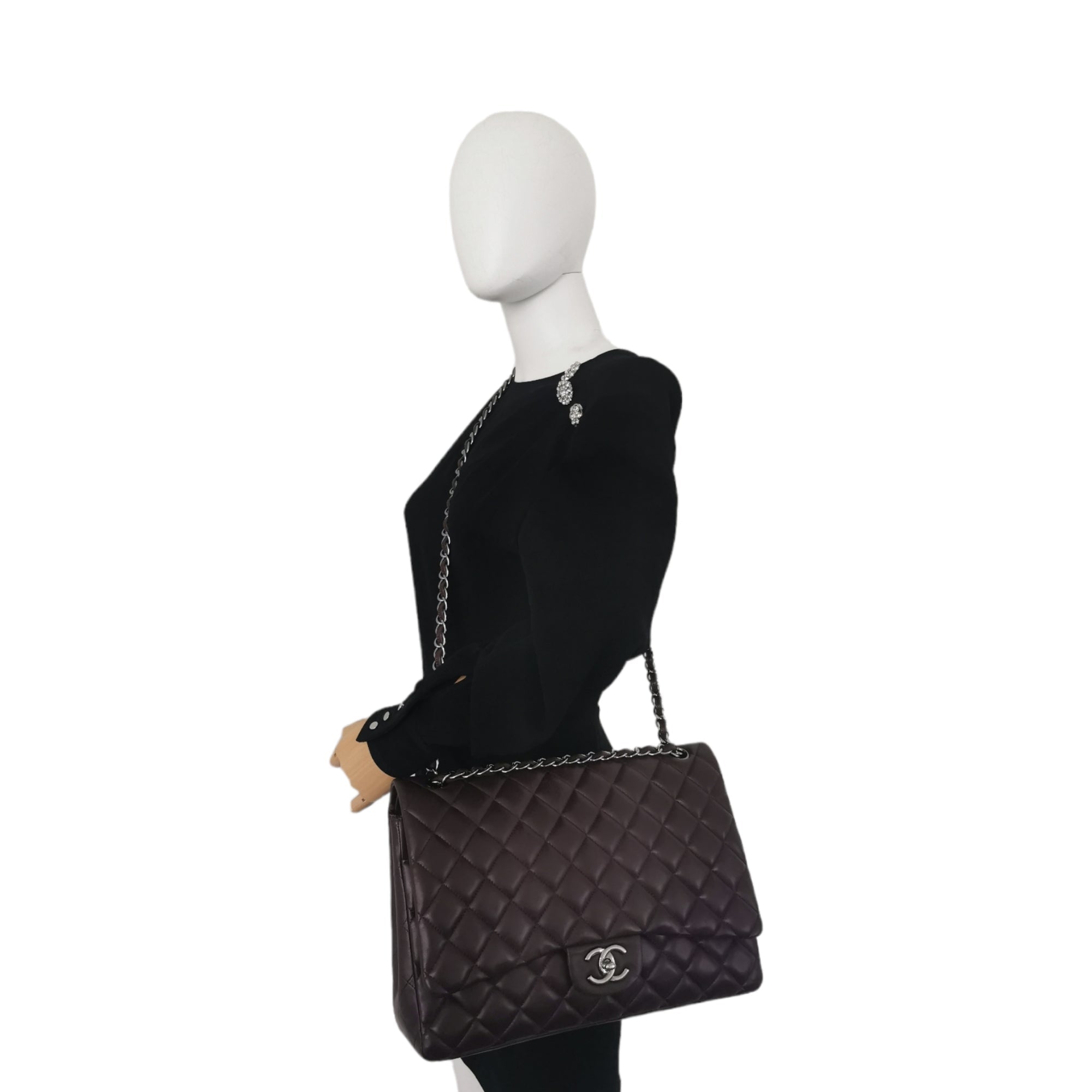 Chanel Classic Double Flap Maxi Purple Lambskin SiLouis Vuittoner