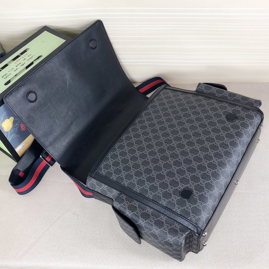 Elite Carryalls