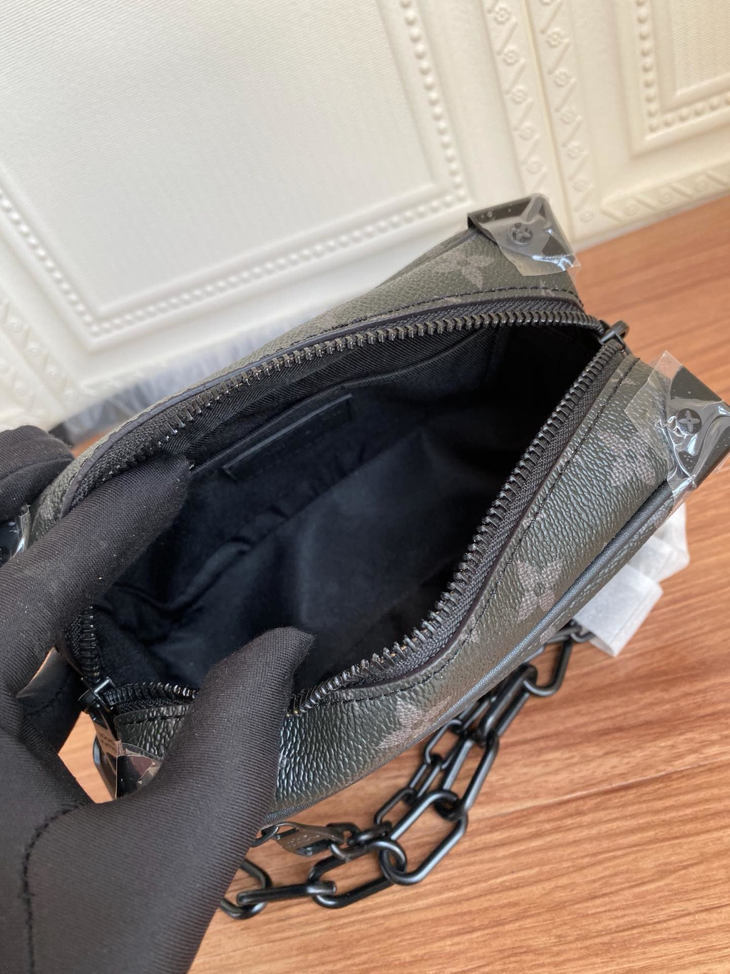 Elite Carryalls