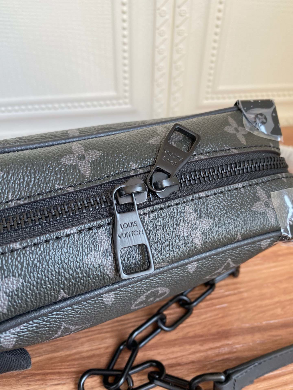 Elite Carryalls