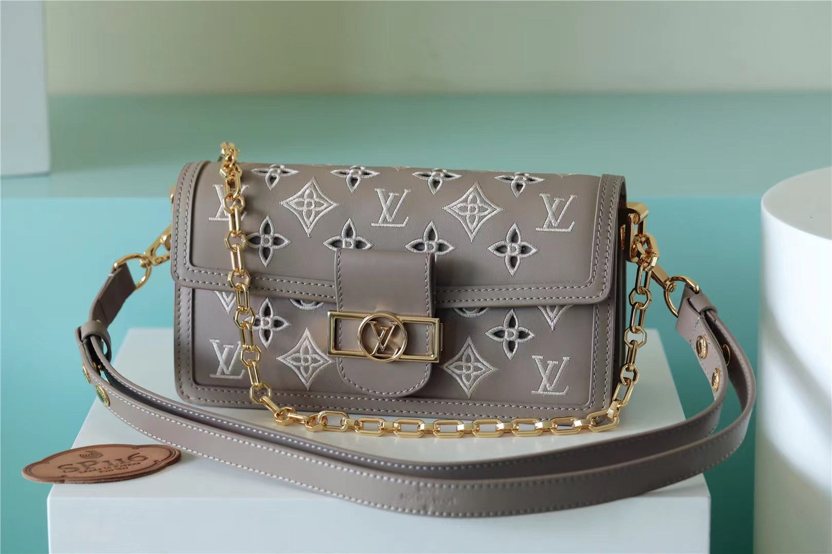 Louis Vuitton Dauphine East West Monogram Khaki For Women,  Shoulder and Crossbody Bags 9.6in/24.5cm Louis VuittonÃƒâ€šÃ‚Â 