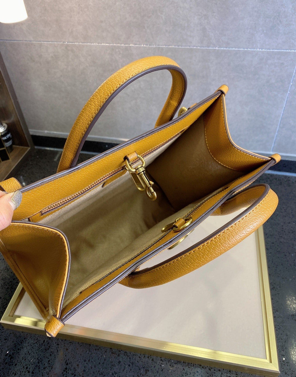 LB - New 1:1 rep  Bags Gucci 161