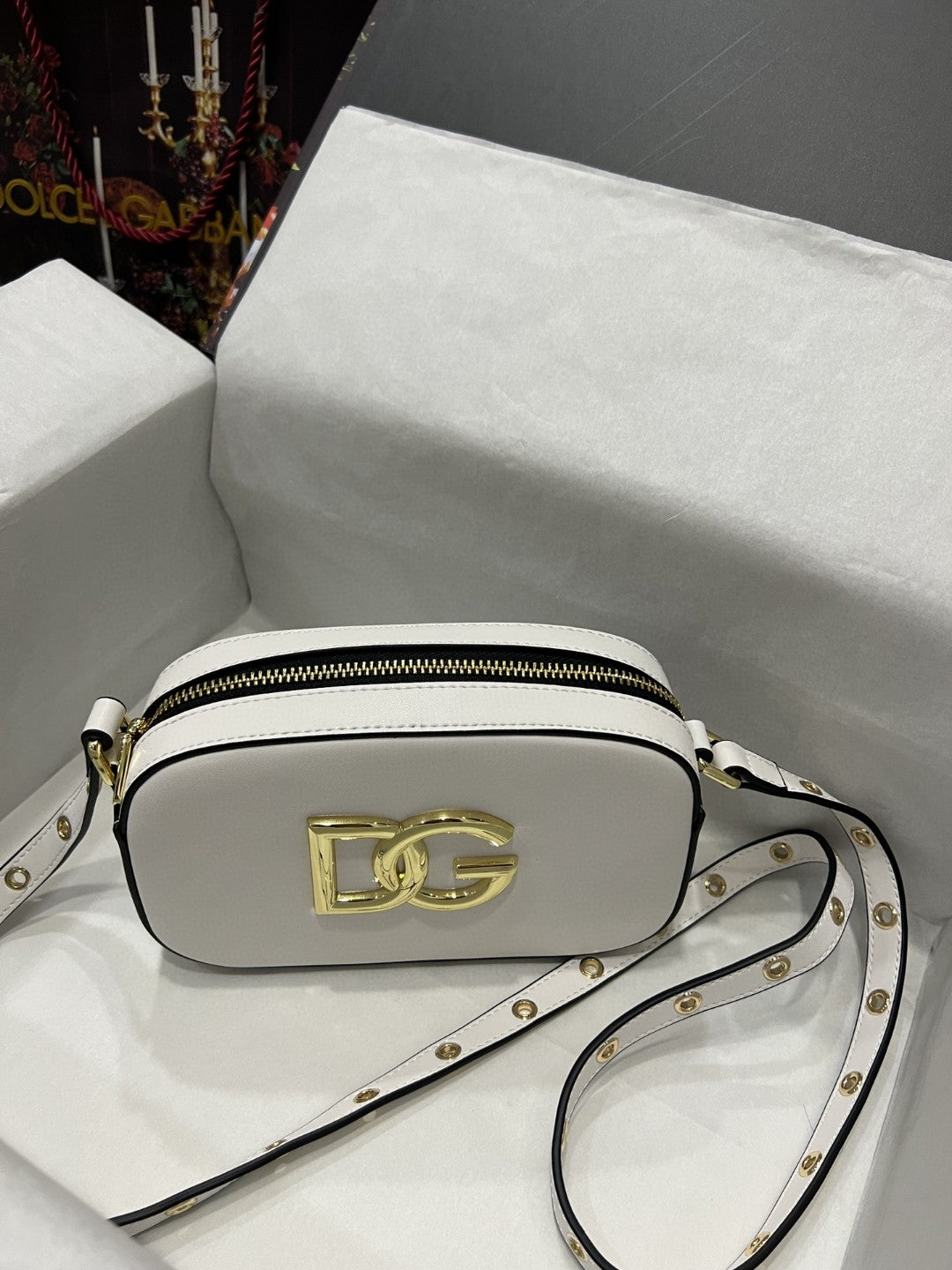 Crossbody 3.5 Bag White For Women 7.5in/19cm GLAMI7095AW57680002
