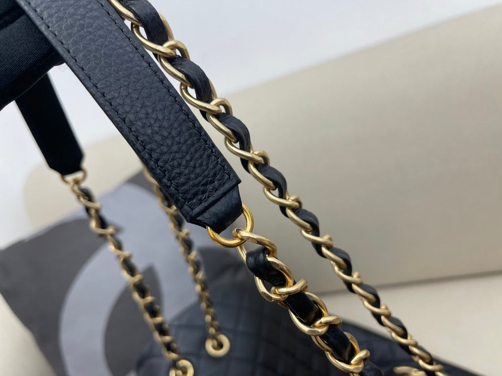CHL CoCo LuGucciage Gold Toned Hardware 46cm Black For WomLB