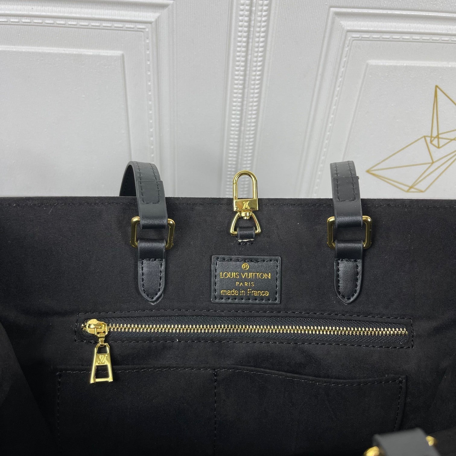 Elite Carryalls