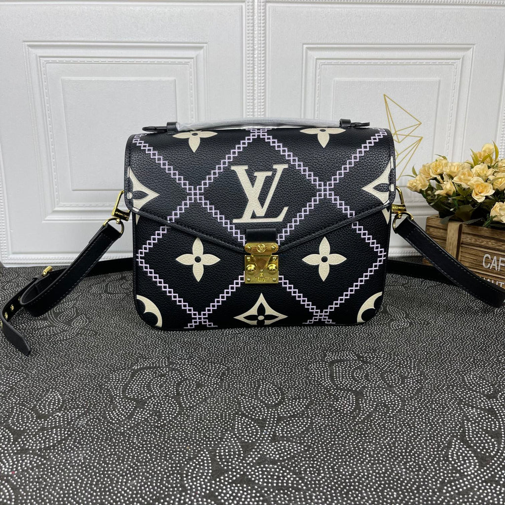 Elite Carryalls