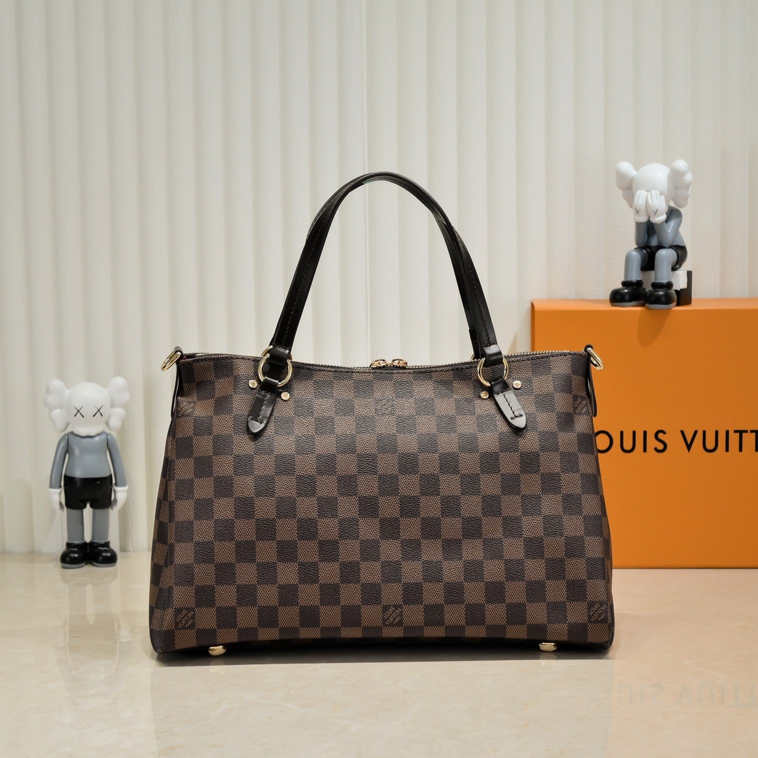 Elite Carryalls