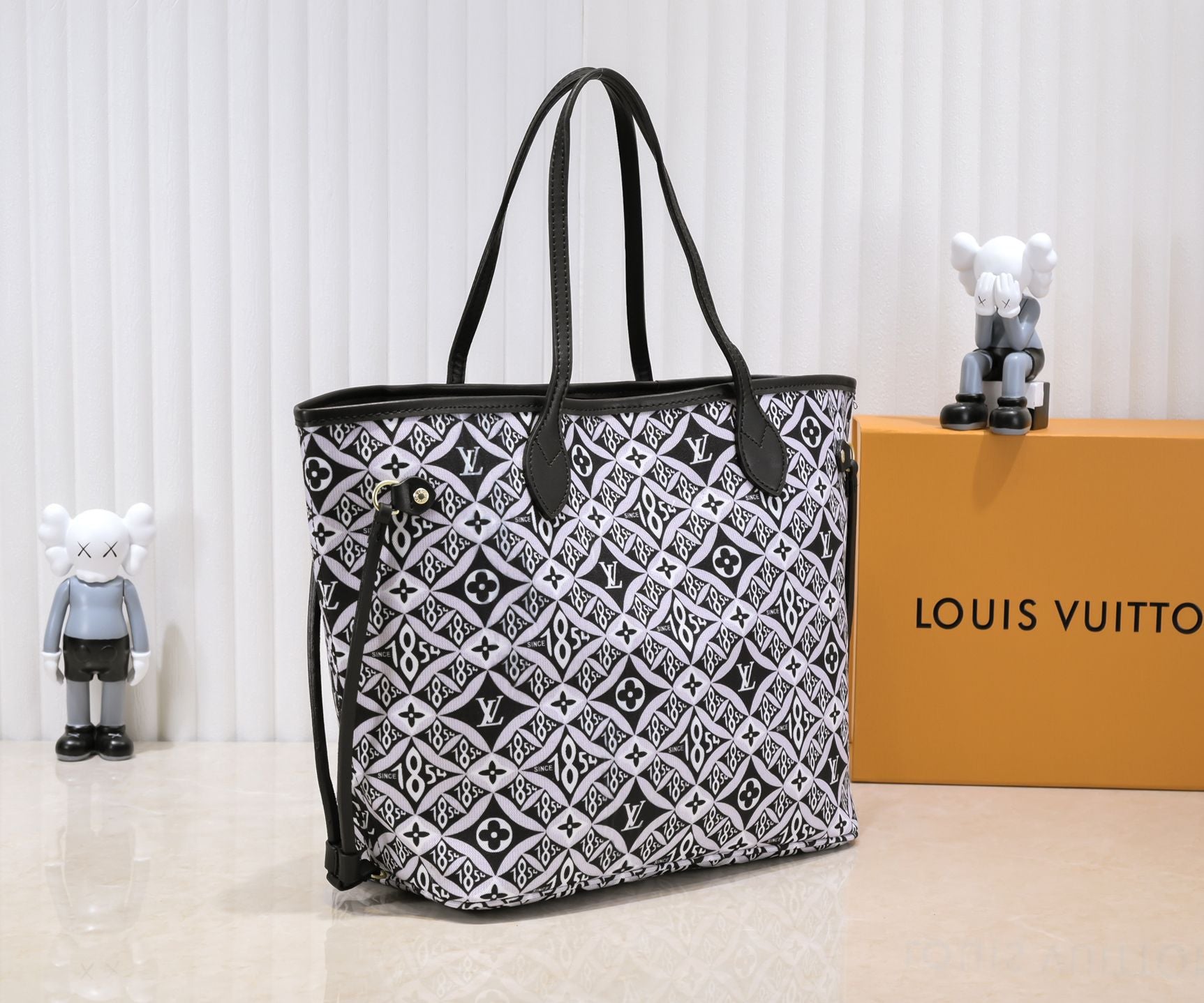 Elite Carryalls