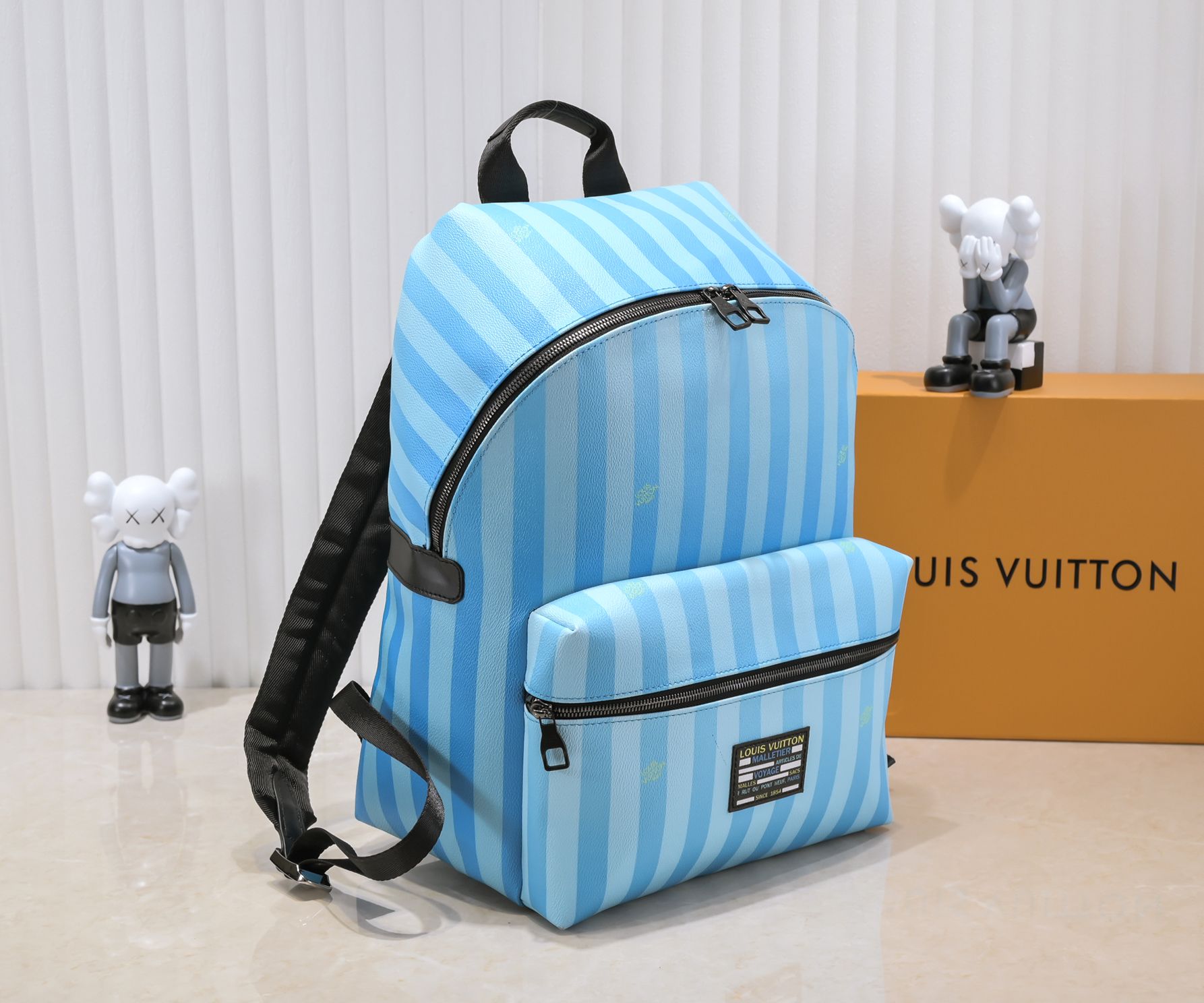 Elite Carryalls