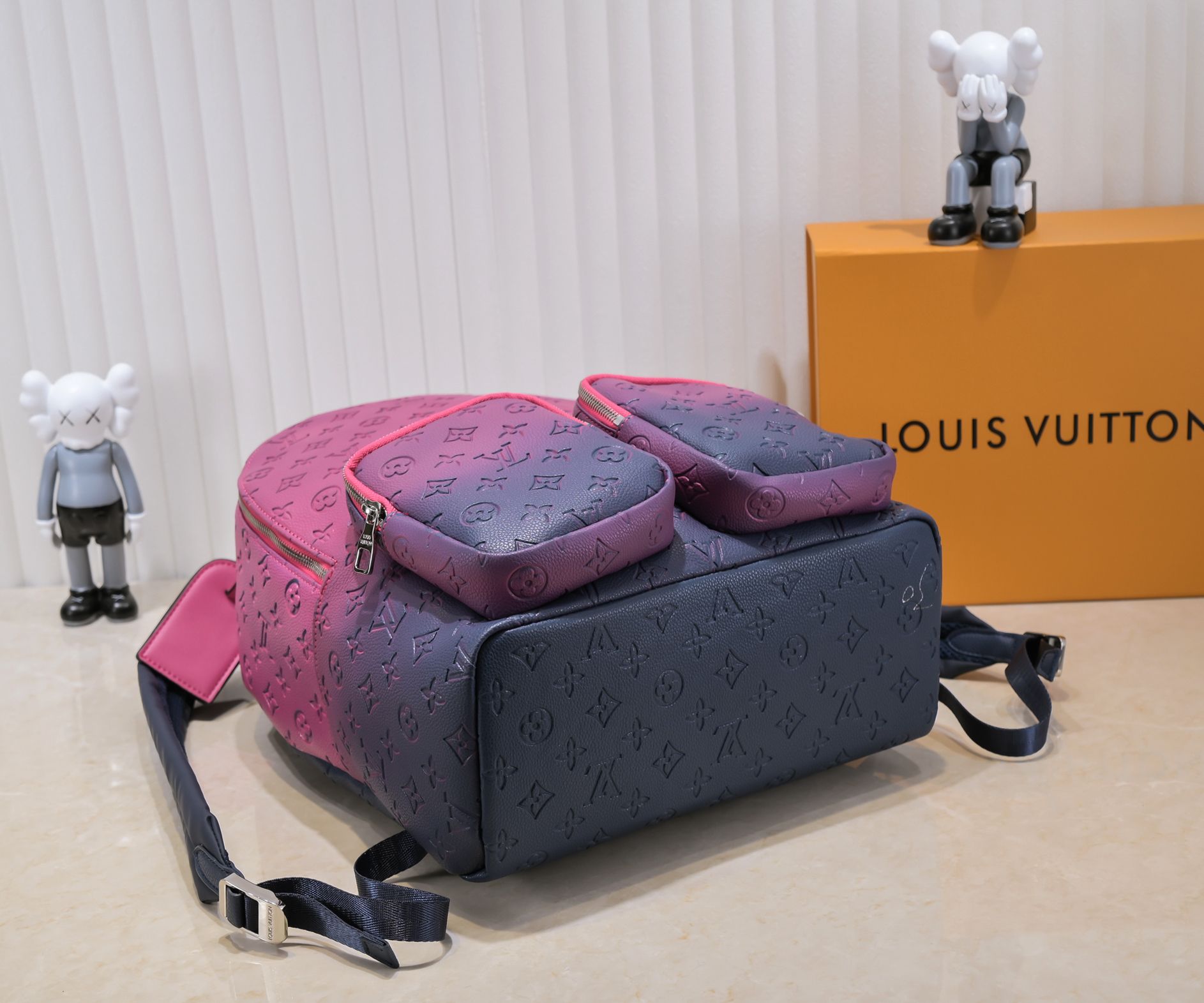 Elite Carryalls