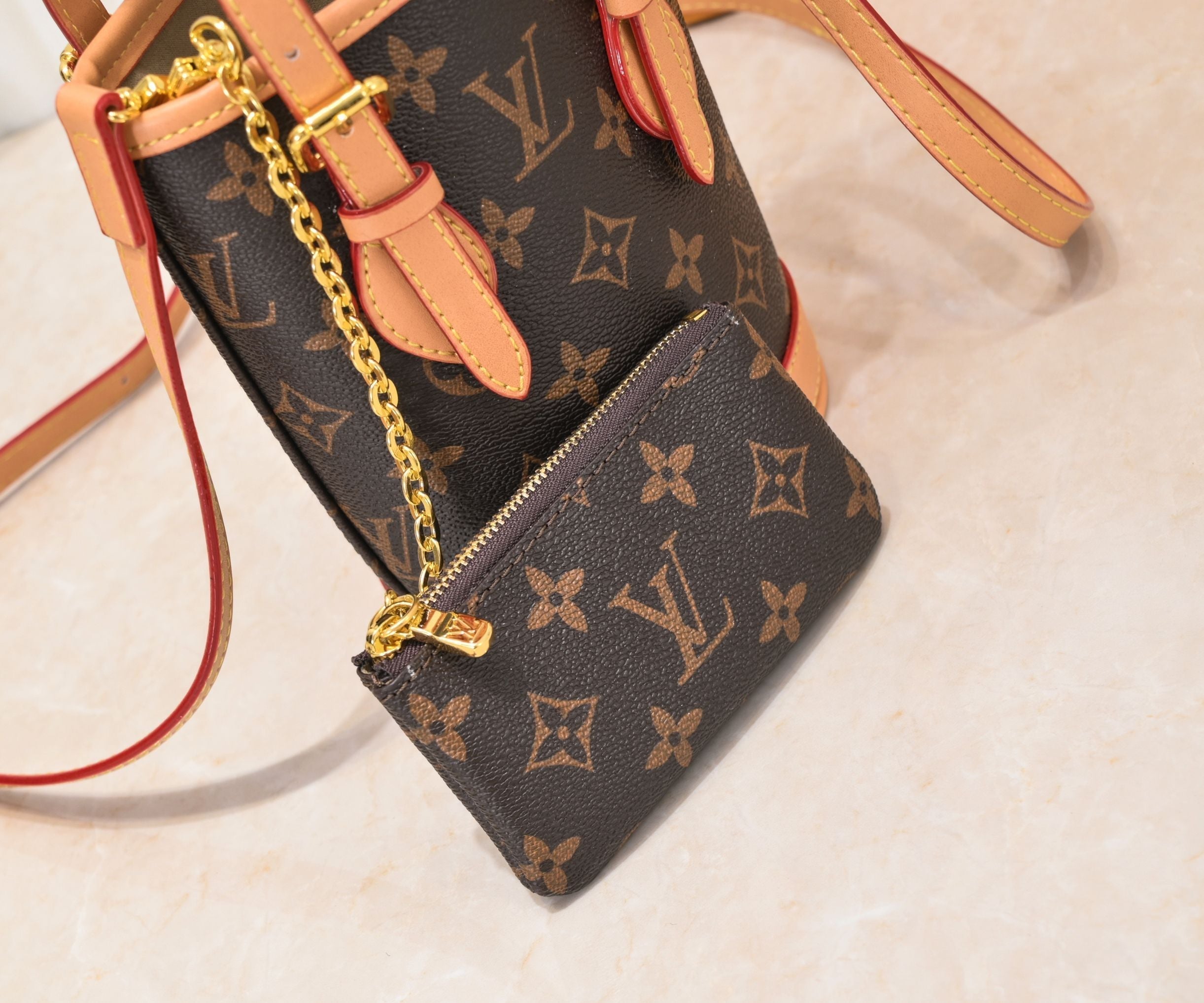 Elite Carryalls