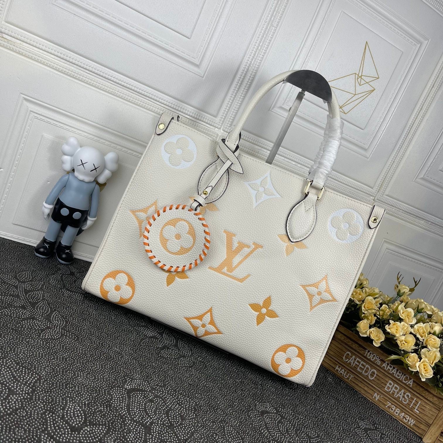 Elite Carryalls