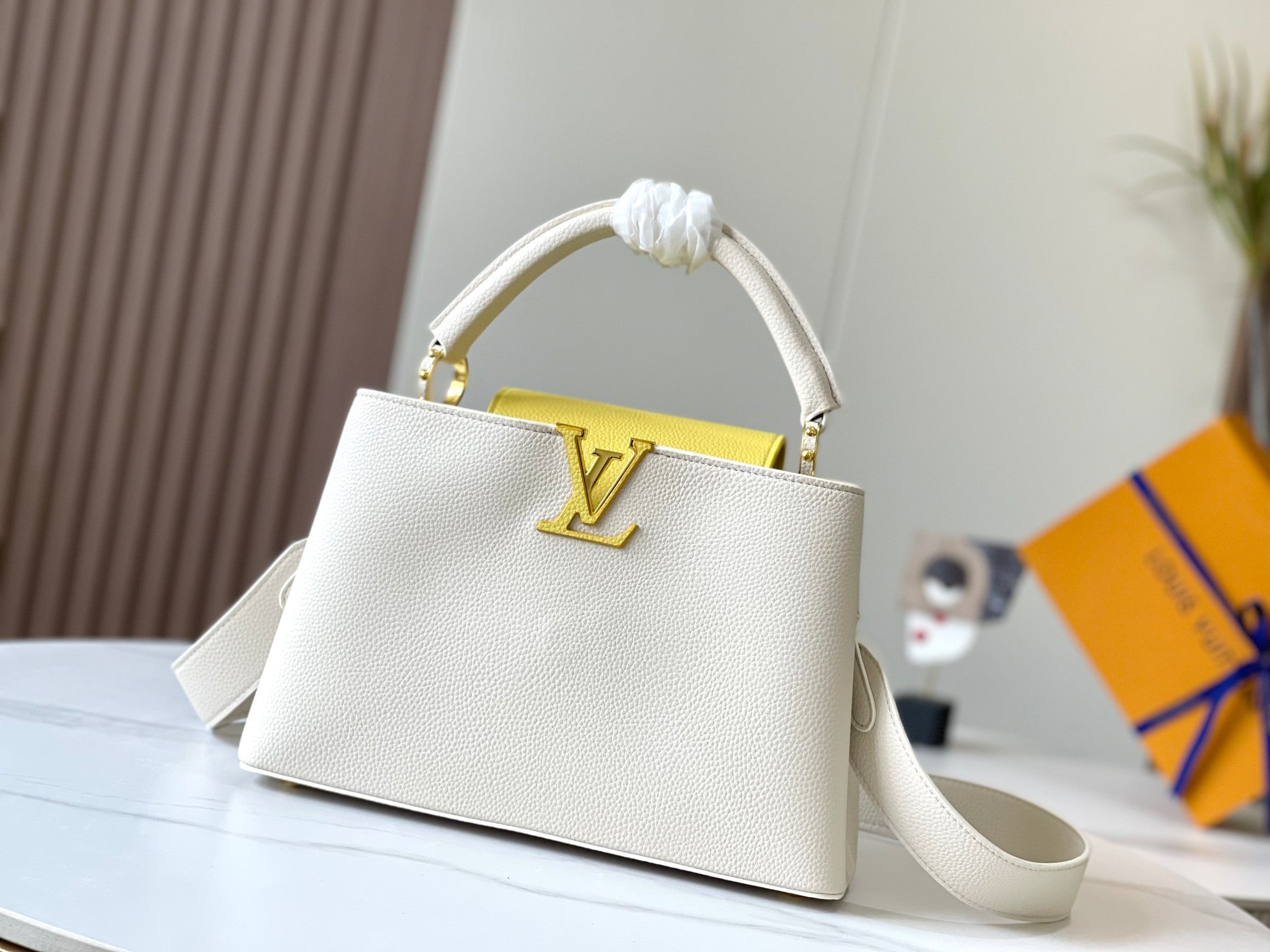 Elite Carryalls