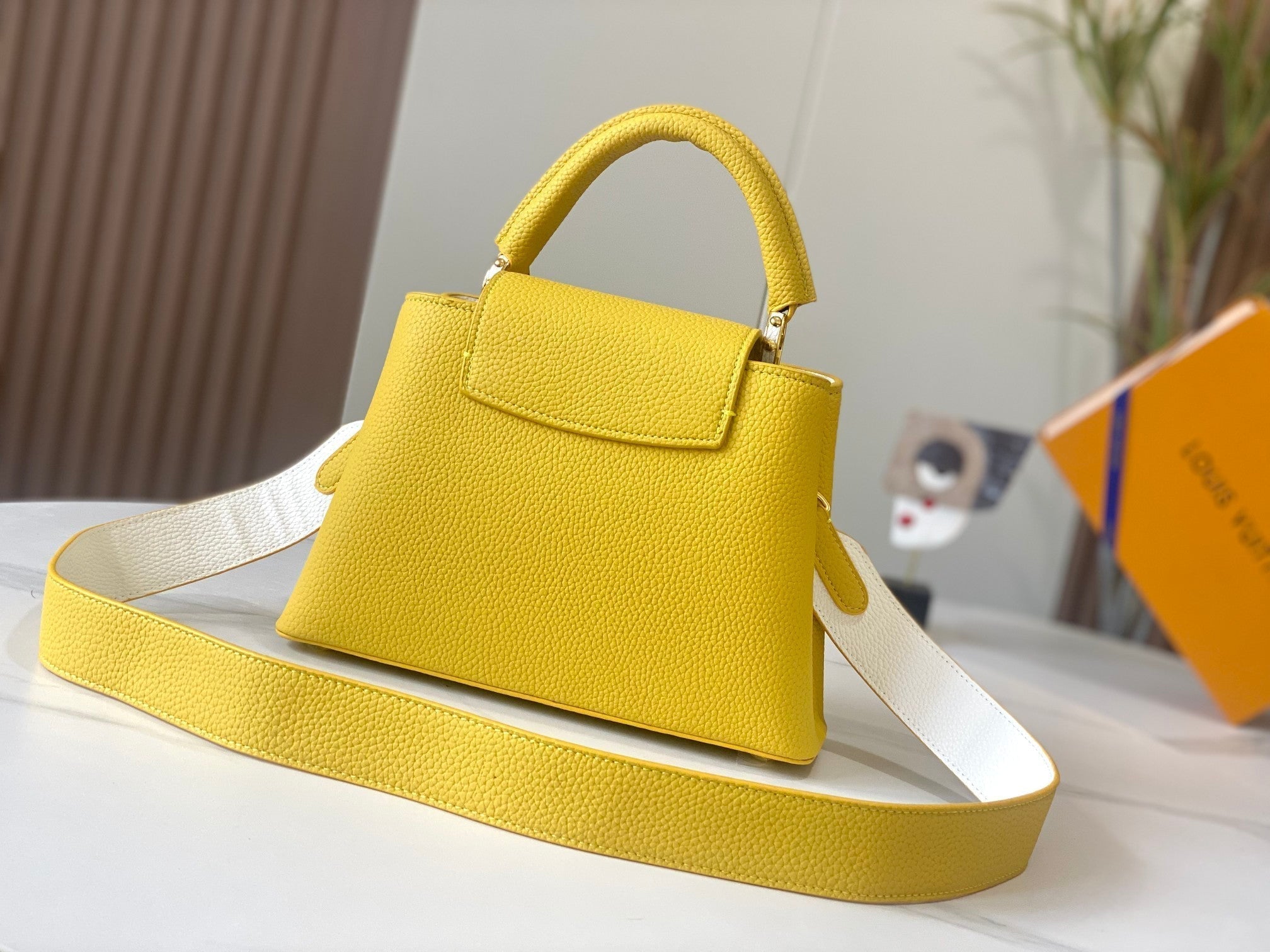 Elite Carryalls