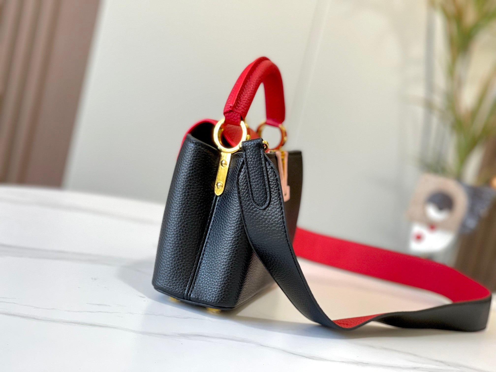 Elite Carryalls