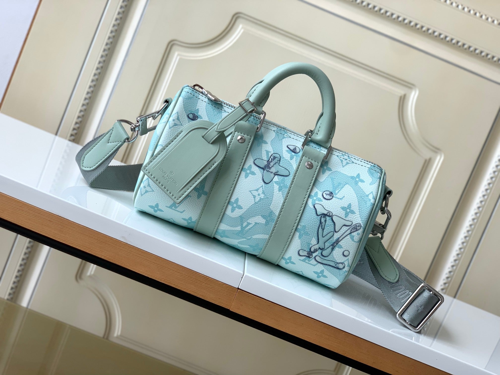 Elite Carryalls