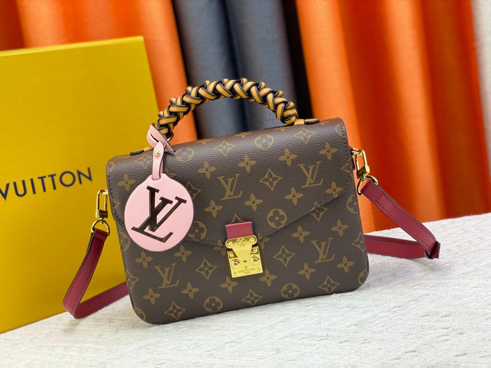 Elite Carryalls
