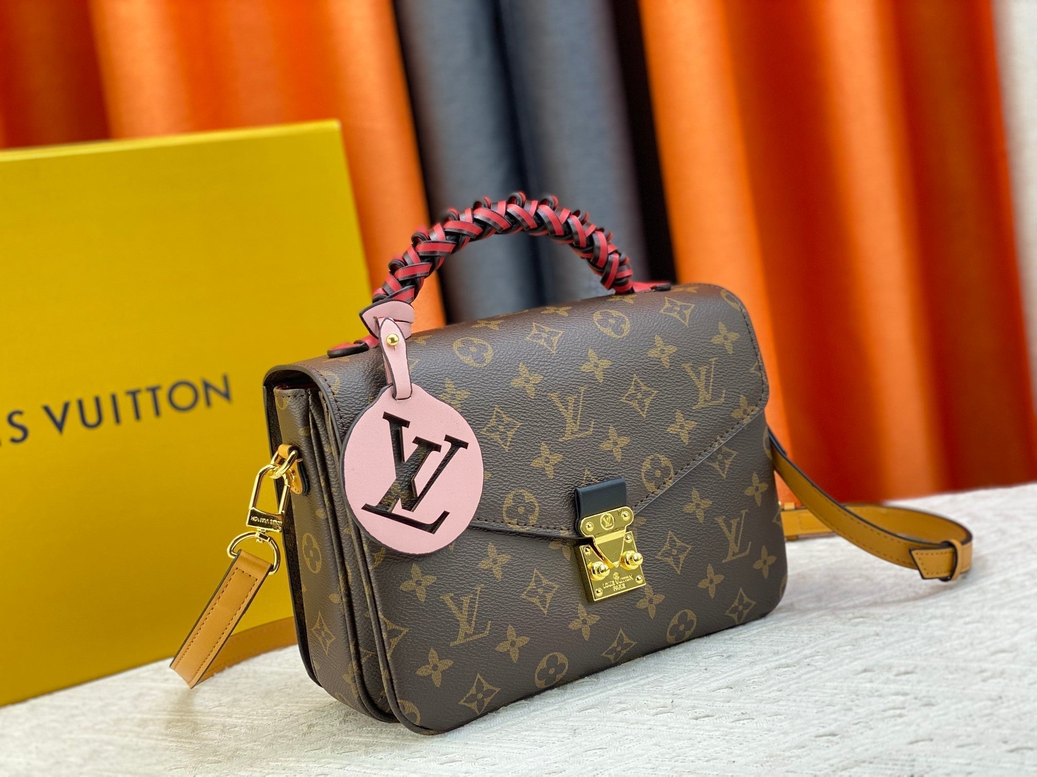 Elite Carryalls