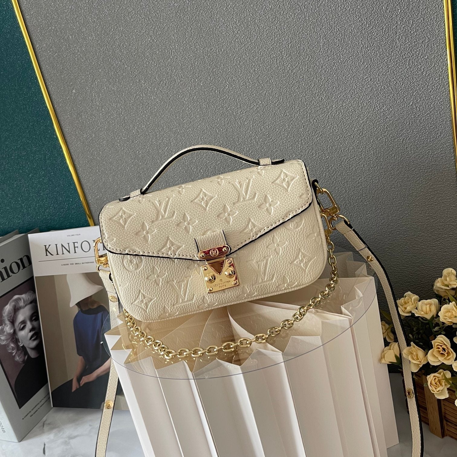 Elite Carryalls