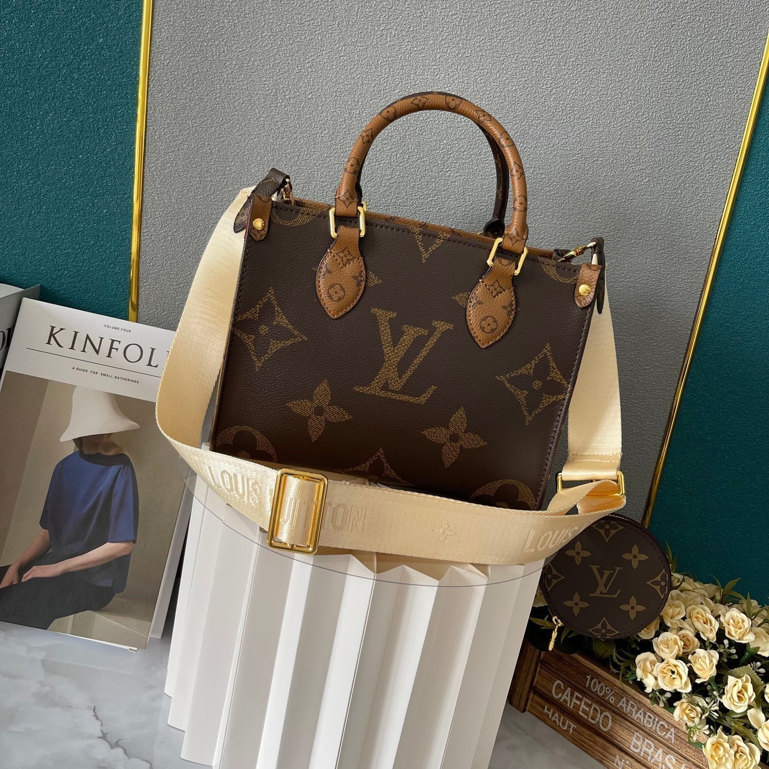 Elite Carryalls