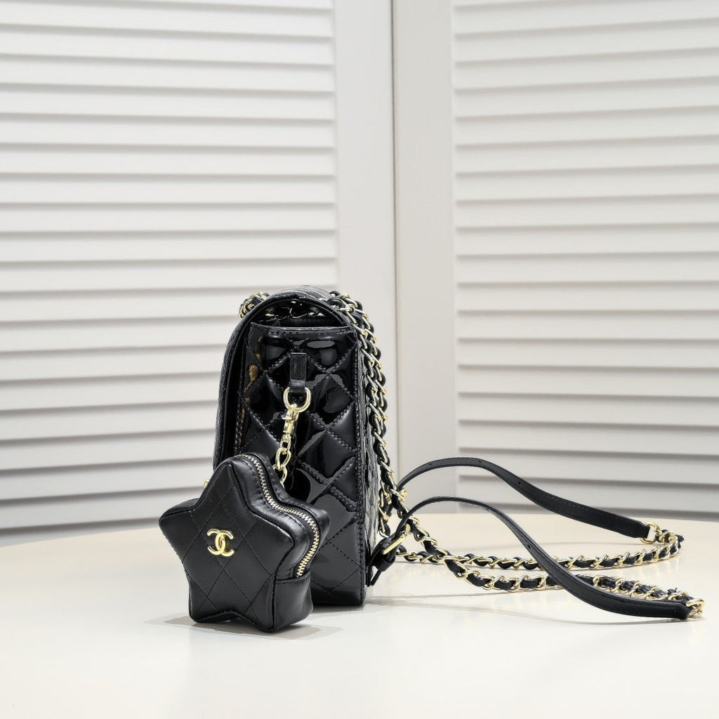 Elite Carryalls