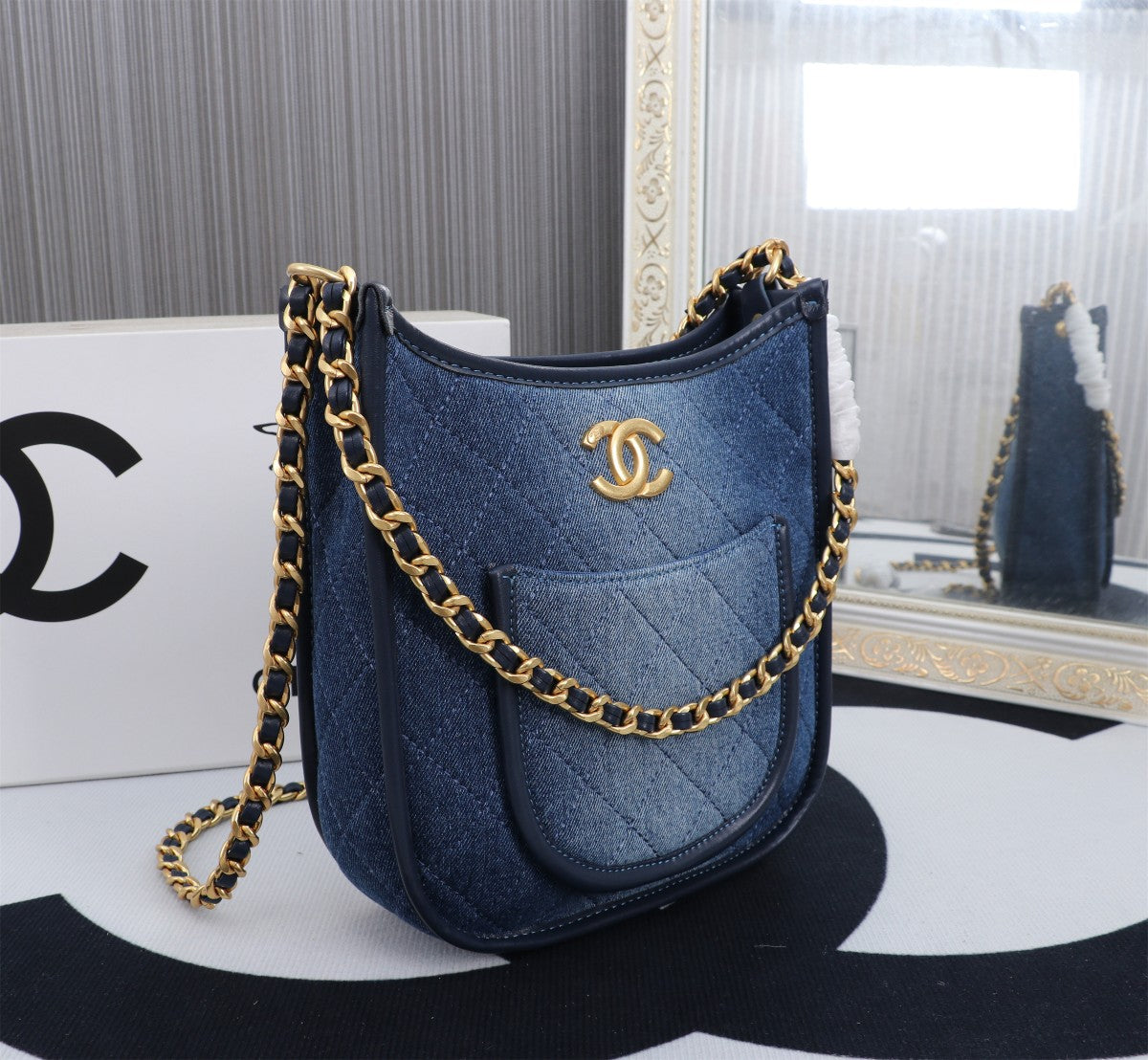 Elite Carryalls