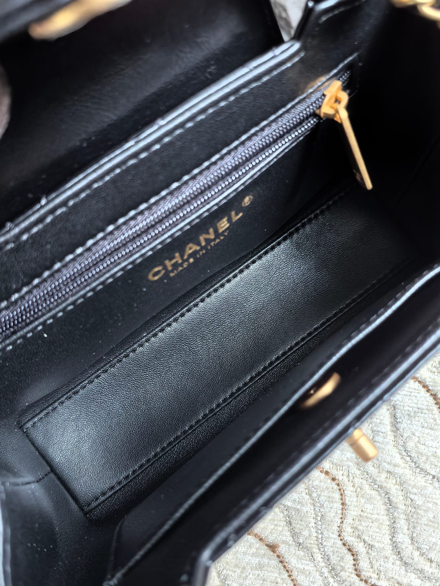 Elite Carryalls