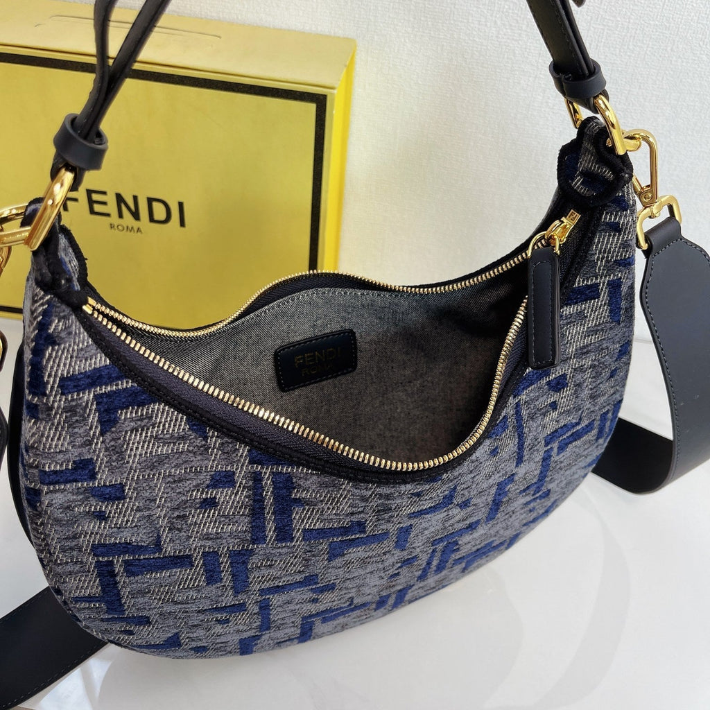 Elite Carryalls