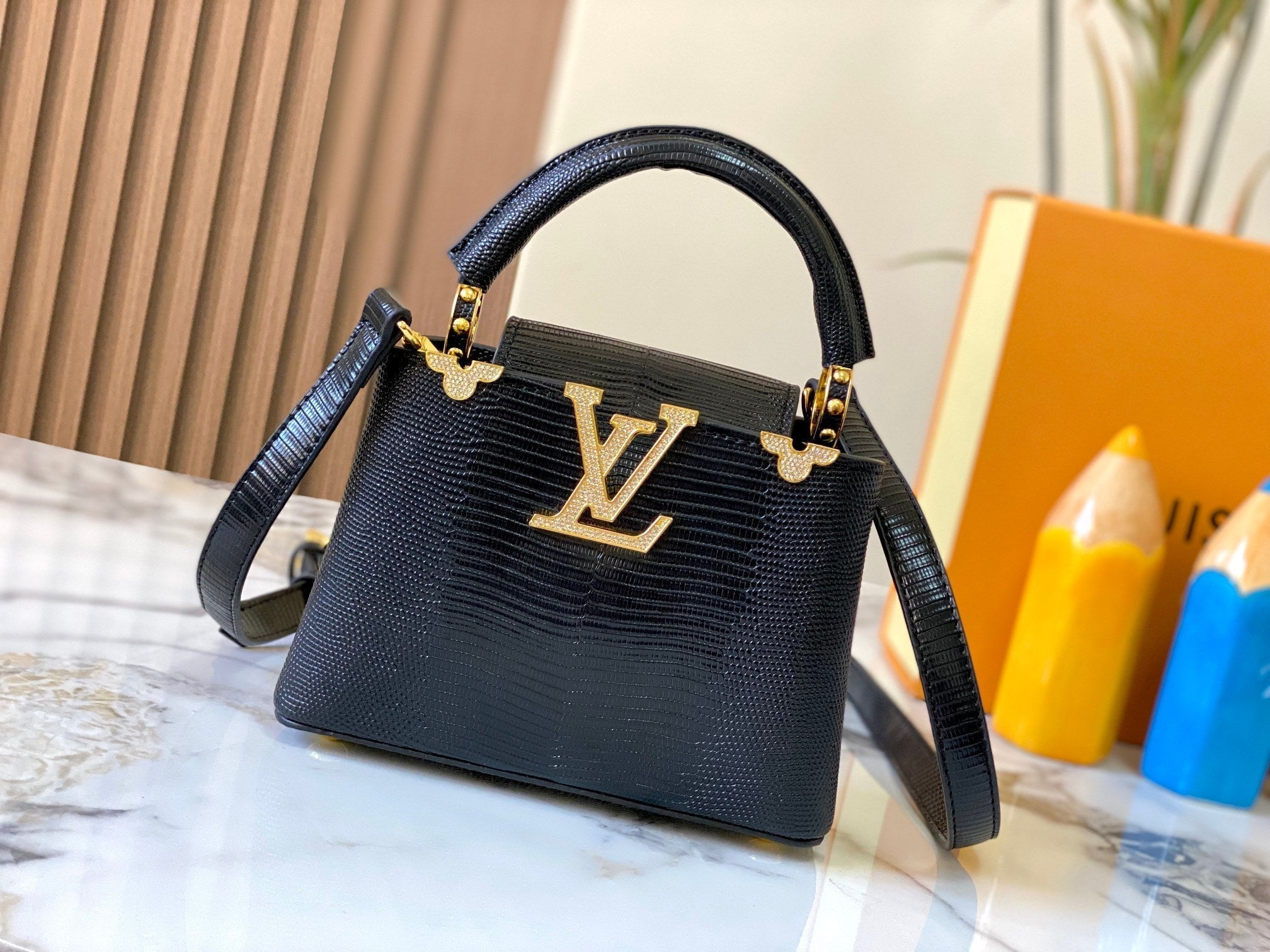 Elite Carryalls