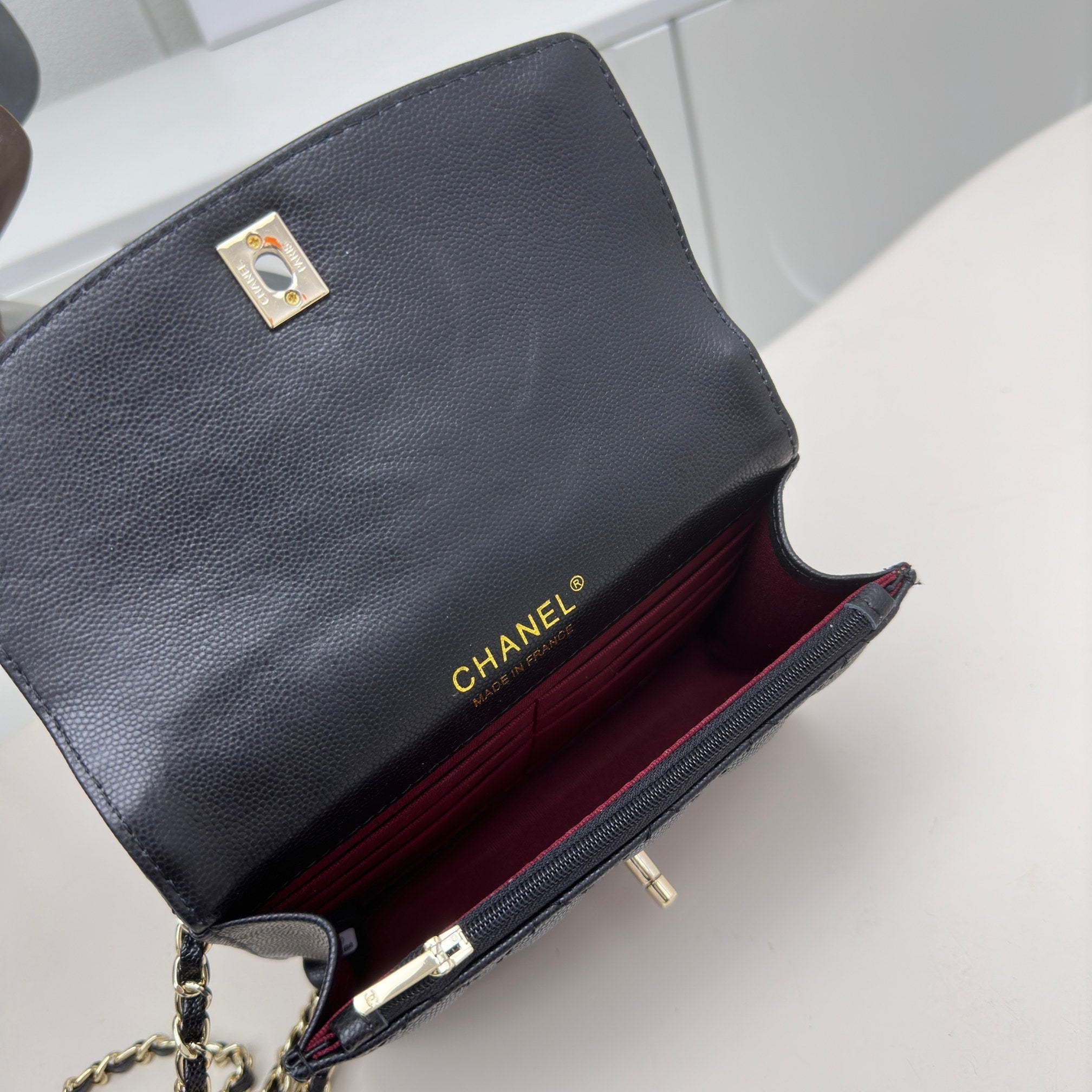 Elite Carryalls